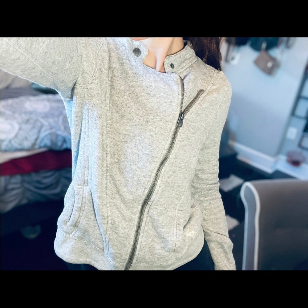 Gray zip up - Picture 2 of 13